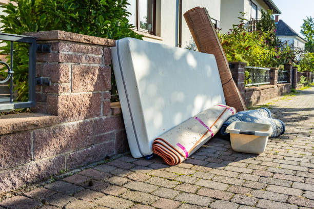 Best Mattress Removal Service  in Aviston, IL